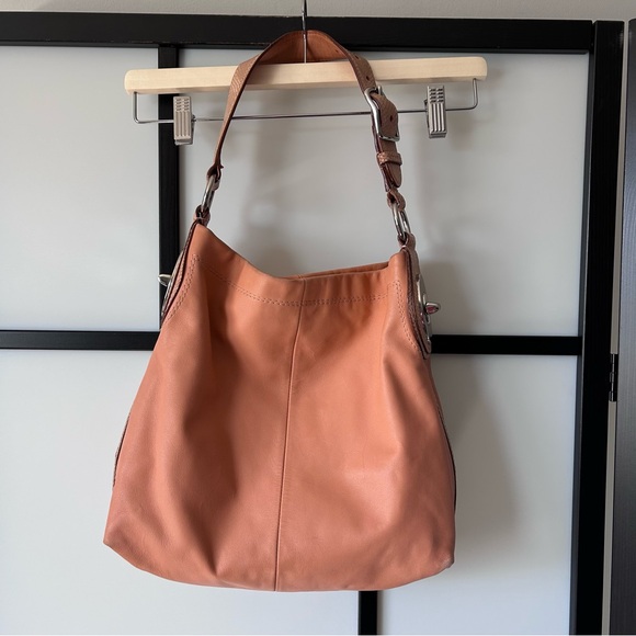 Coach Penelope Shoulder Hobo Bag in a Peach Coral Leather - Picture 2 of 13